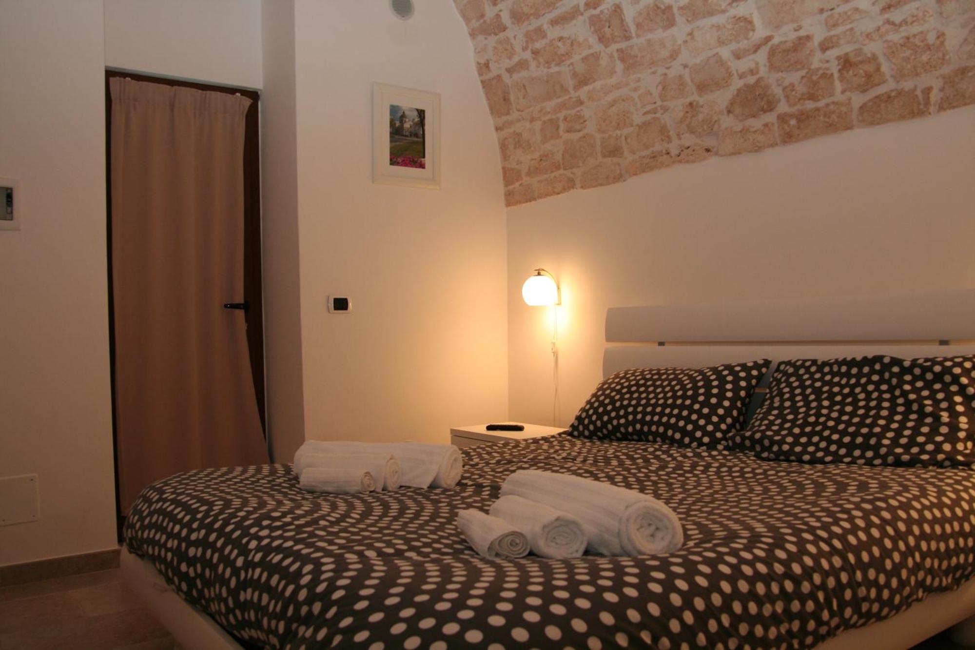 La Dimora Gigante Bed and Breakfast Castellana Grotte Kamer foto